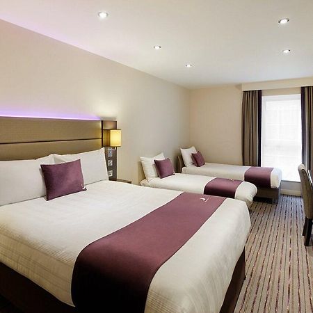 Premier Inn Leeds Headingley Esterno foto